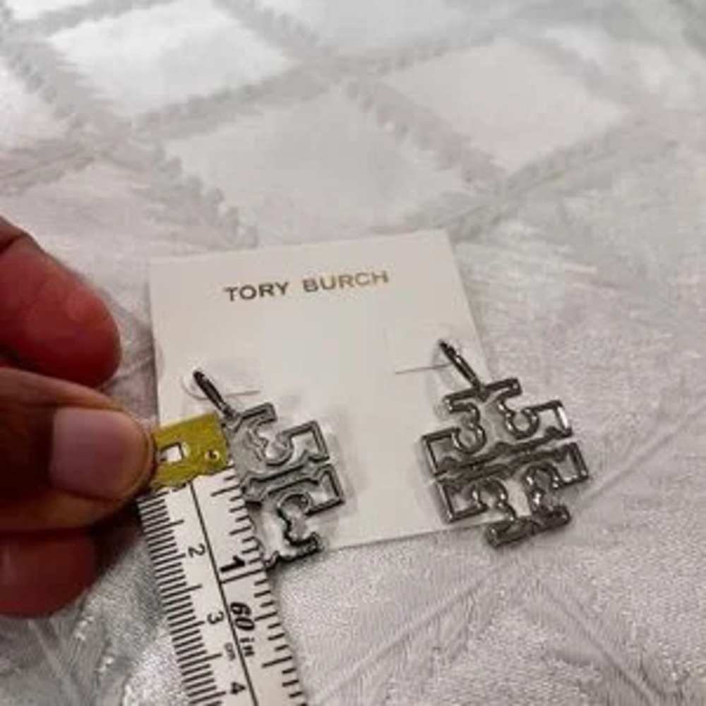 TORY BURCH Roxanne Chain‎ Bracelet - Picture 4 of 10